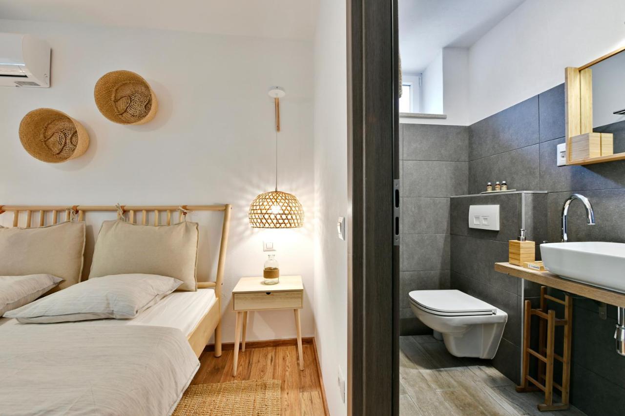 Pikarin Rooms B&B Vrsar Eksteriør bilde